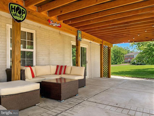 1154 AMBER WAY, Owings, MD 20736