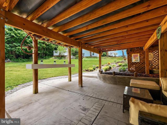 1154 AMBER WAY, Owings, MD 20736