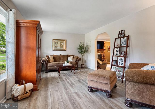 1154 AMBER WAY, Owings, MD 20736