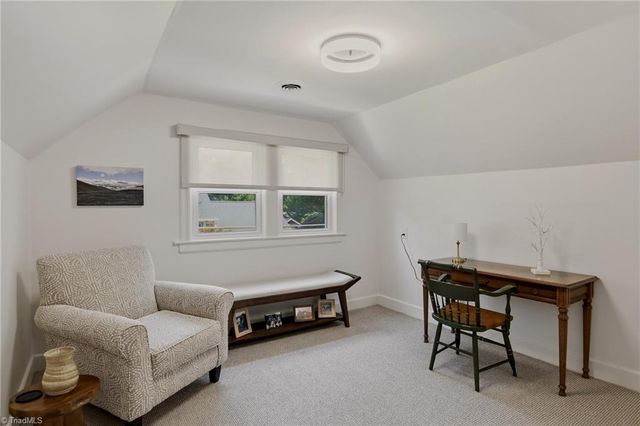 2400 Westover Drive, Winston-salem, NC 27103