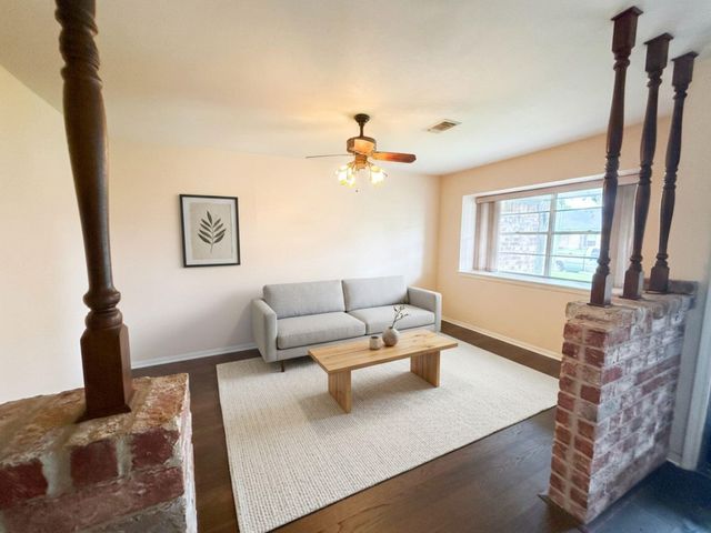 12814 Crow Valley Lane, Houston, TX 77099