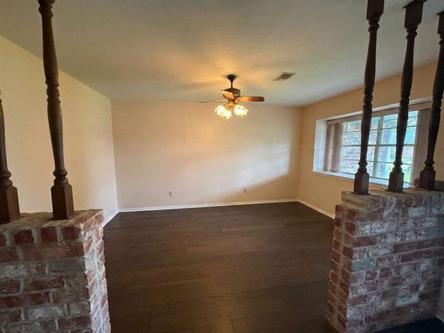 12814 Crow Valley Lane, Houston, TX 77099