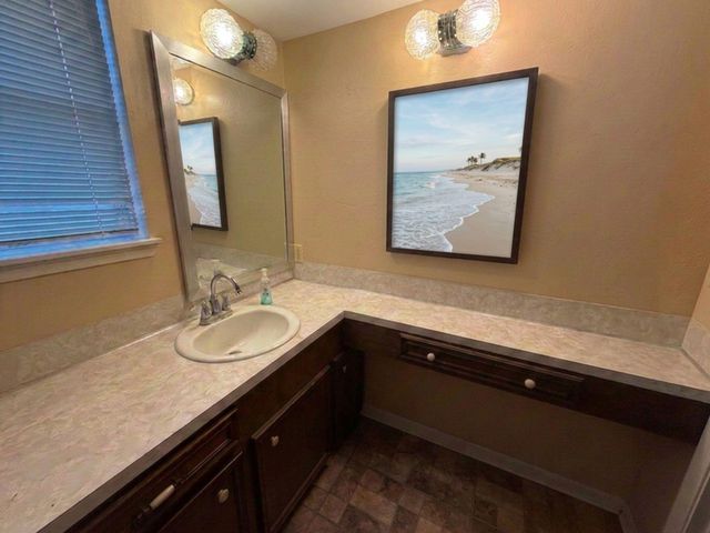 12814 Crow Valley Lane, Houston, TX 77099