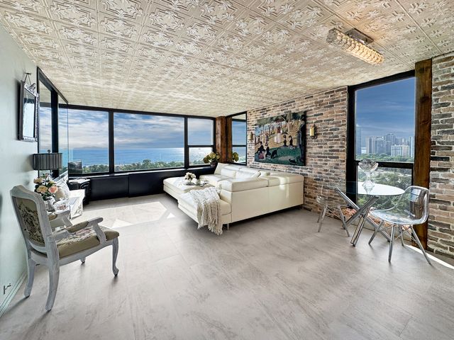1850 N Clark Street 1907, Chicago, IL 60614