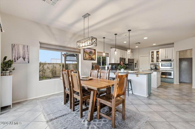 120 W SOUTHERN HILLS Road, Phoenix, AZ 85023