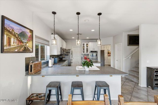 120 W SOUTHERN HILLS Road, Phoenix, AZ 85023