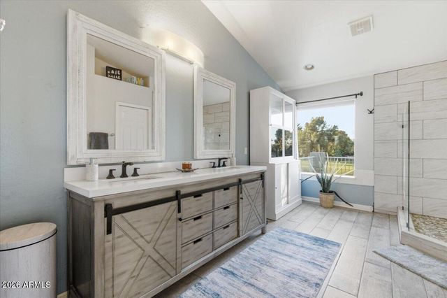 120 W SOUTHERN HILLS Road, Phoenix, AZ 85023