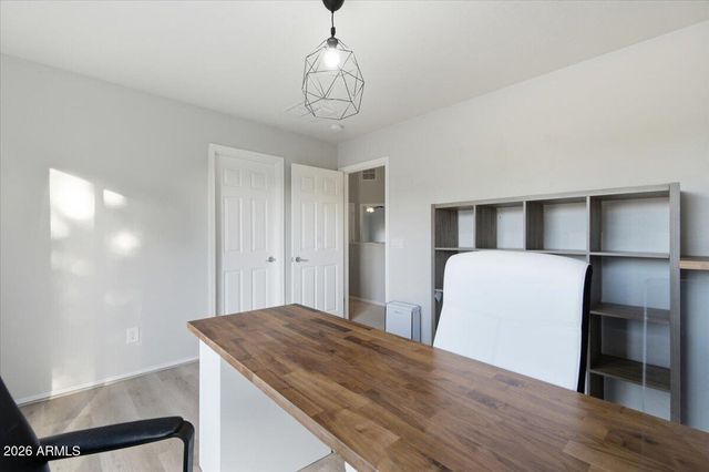 120 W SOUTHERN HILLS Road, Phoenix, AZ 85023