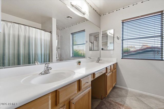 120 W SOUTHERN HILLS Road, Phoenix, AZ 85023