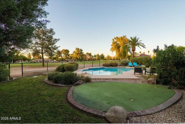 120 W SOUTHERN HILLS Road, Phoenix, AZ 85023