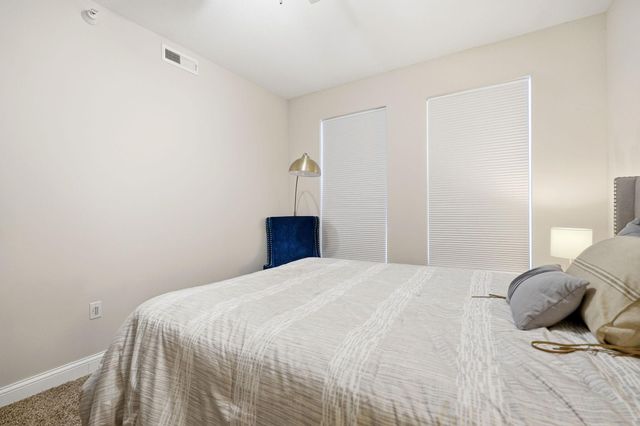 545 N 1st Street 400, Minneapolis, MN 55401