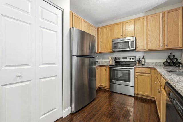 545 N 1st Street 400, Minneapolis, MN 55401