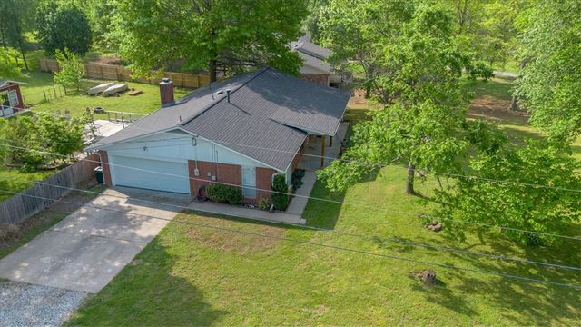 3884 N Gulley Road, Fayetteville, AR 72703