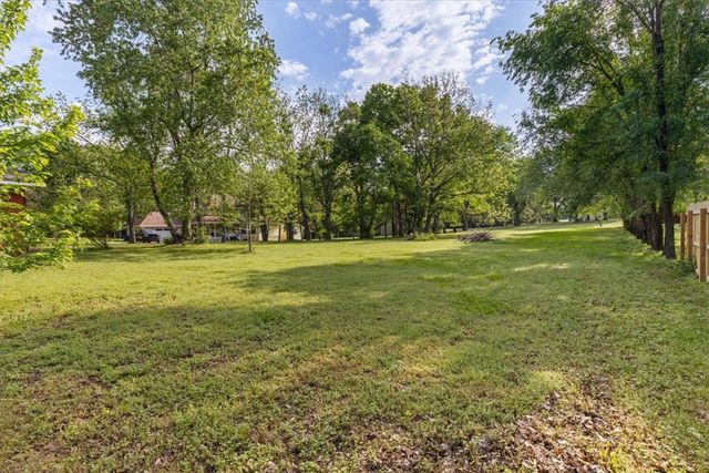 3884 N Gulley Road, Fayetteville, AR 72703