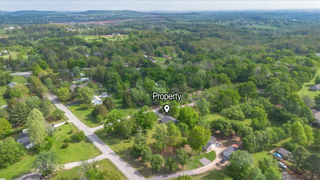 3884 N Gulley Road, Fayetteville, AR 72703