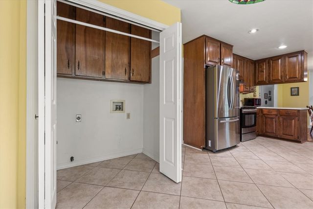 3884 N Gulley Road, Fayetteville, AR 72703