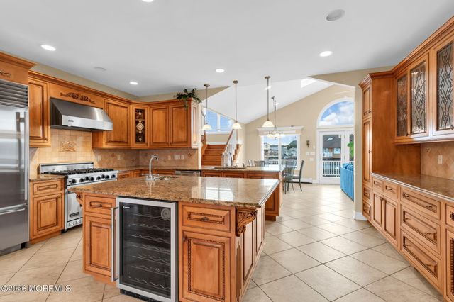 756 Tunney Point Drive, Toms River, NJ 08753