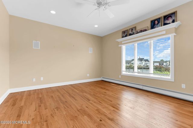 756 Tunney Point Drive, Toms River, NJ 08753