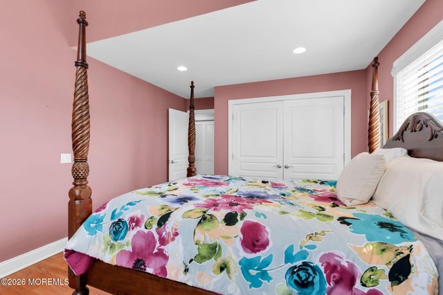 756 Tunney Point Drive, Toms River, NJ 08753
