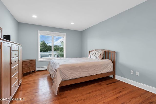 756 Tunney Point Drive, Toms River, NJ 08753