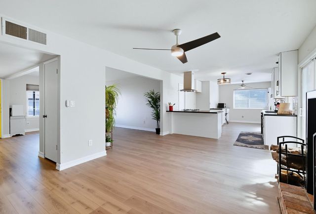 1320 Coffee Villa Dr, Modesto, CA 95355