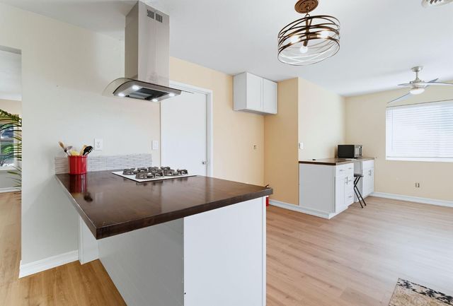 1320 Coffee Villa Dr, Modesto, CA 95355