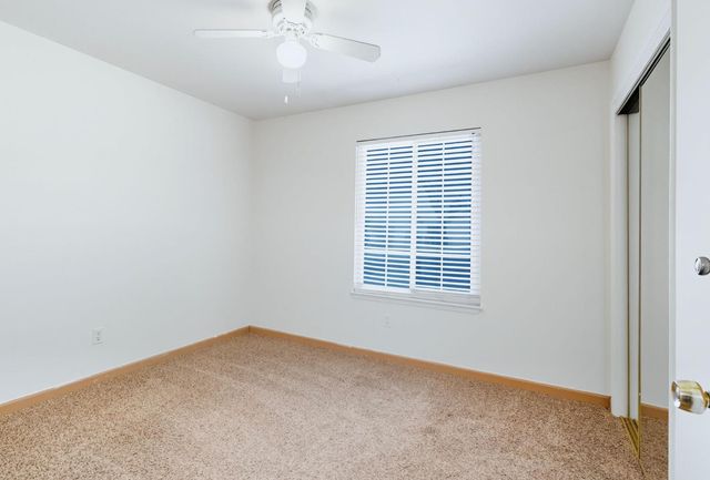 1320 Coffee Villa Dr, Modesto, CA 95355