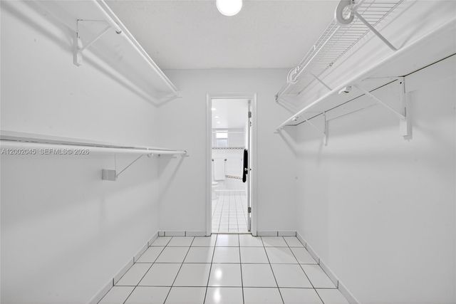 130 NW 87th Ave H107, Miami, FL 33172