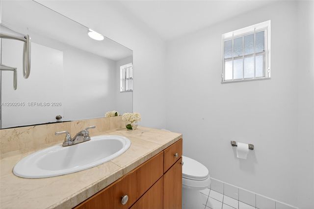 130 NW 87th Ave H107, Miami, FL 33172