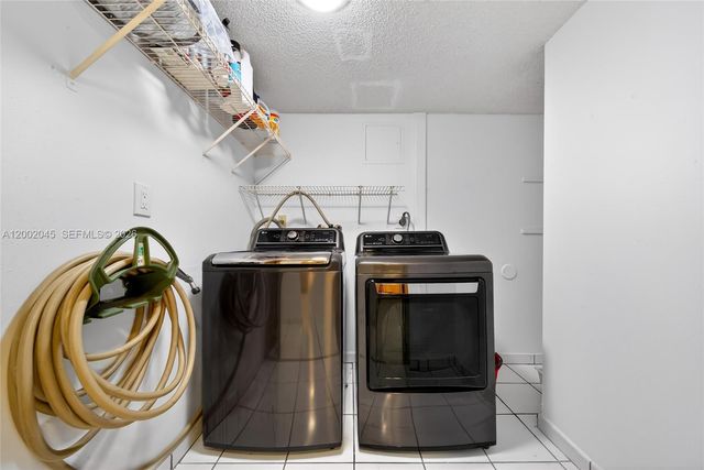 130 NW 87th Ave H107, Miami, FL 33172