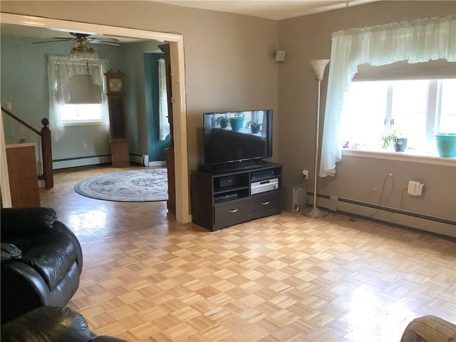 52 Mendon Road, North Smithfield, RI 02896