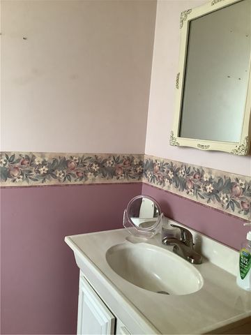 52 Mendon Road, North Smithfield, RI 02896