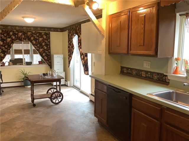 52 Mendon Road, North Smithfield, RI 02896