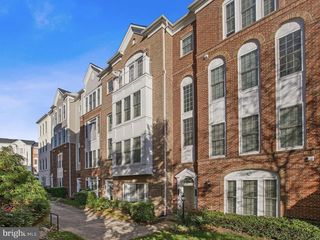 2313 BROOKMOOR LN, Woodbridge, VA 22191