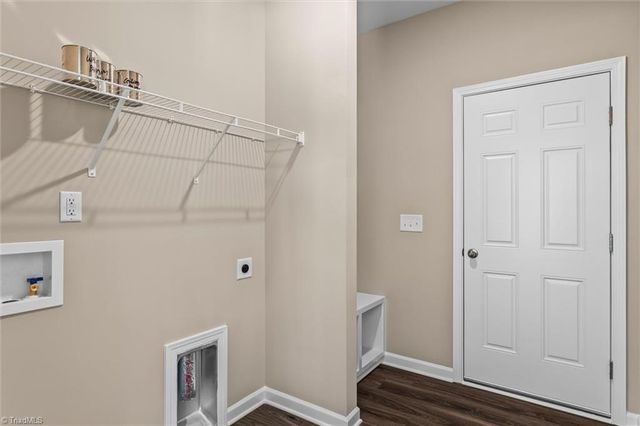 6061 Frye Bridge Road, Clemmons, NC 27012