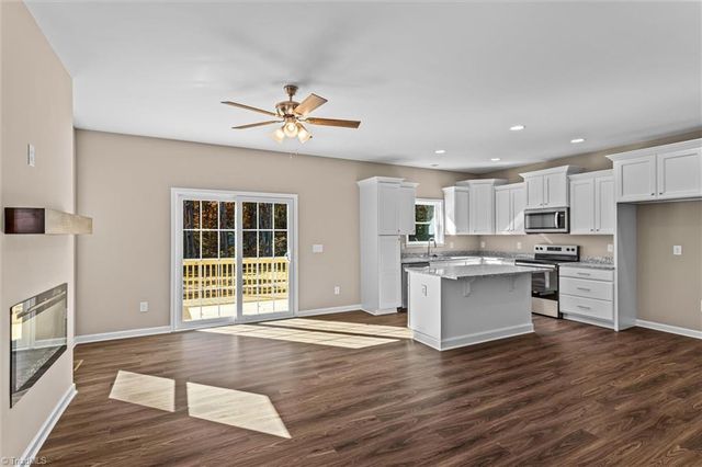 6061 Frye Bridge Road, Clemmons, NC 27012