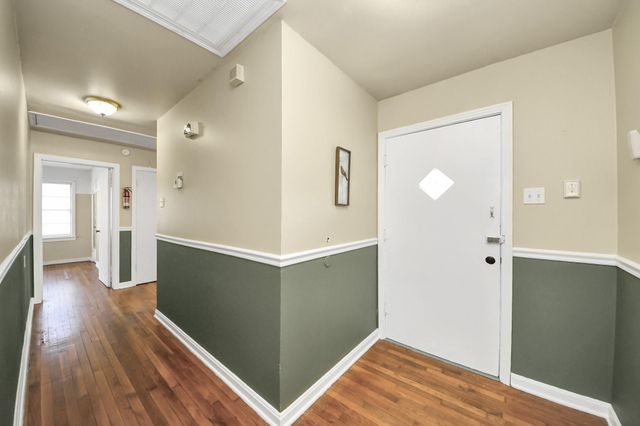 102 Live Oak Avenue, Baytown, TX 77520