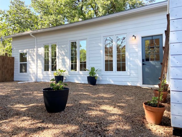 1014 Galloway Avenue, Dallas, TX 75216