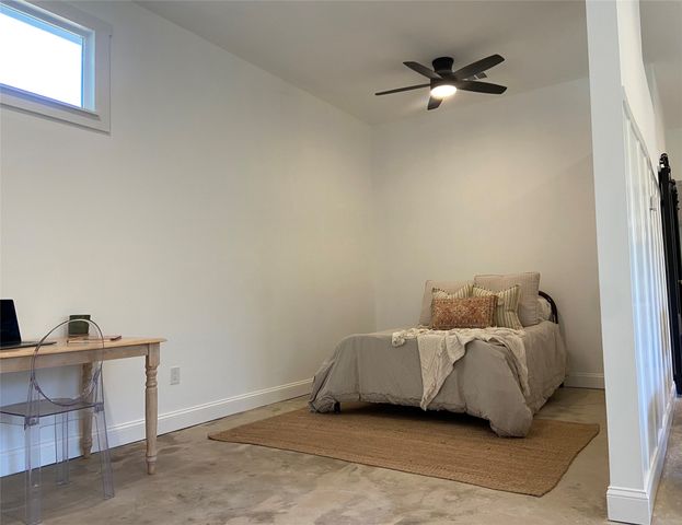 1014 Galloway Avenue, Dallas, TX 75216