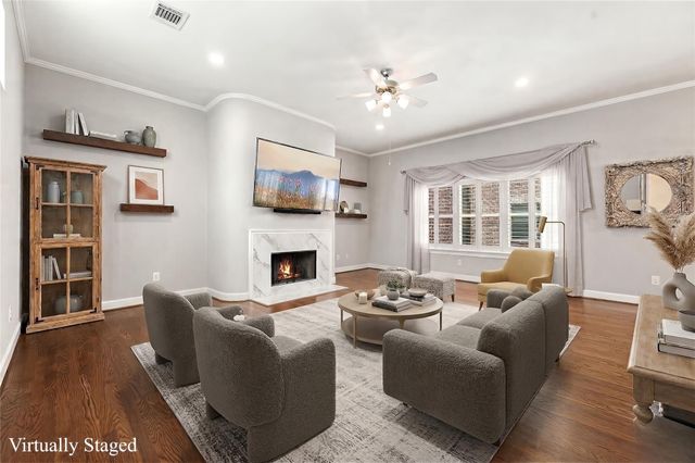 548 Westcross Street, Houston, TX 77018