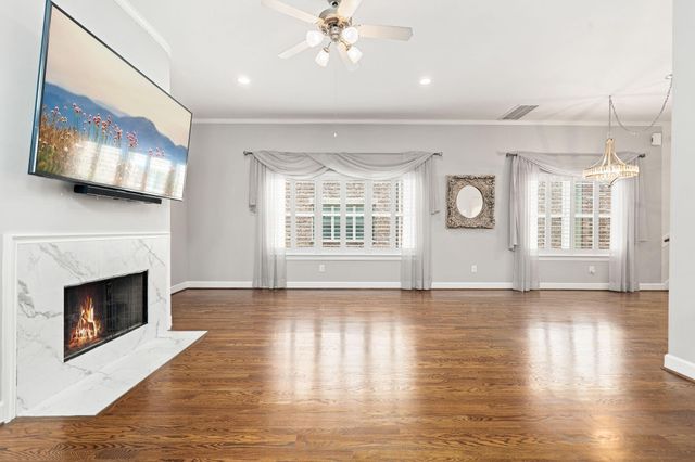 548 Westcross Street, Houston, TX 77018