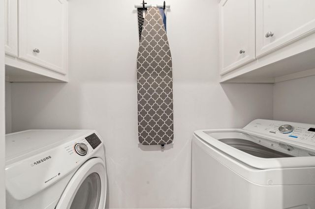 548 Westcross Street, Houston, TX 77018