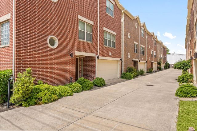 548 Westcross Street, Houston, TX 77018