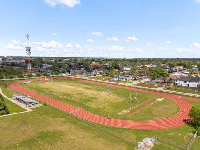 548 Westcross Street, Houston, TX 77018