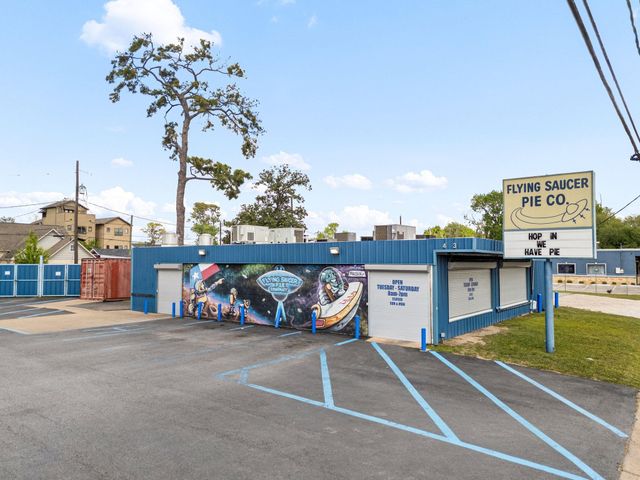 548 Westcross Street, Houston, TX 77018