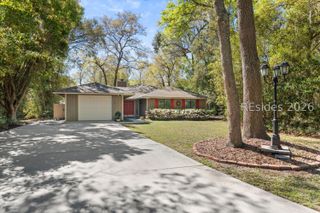 50 Squiresgate Rd, Hilton Head Island, SC 29926