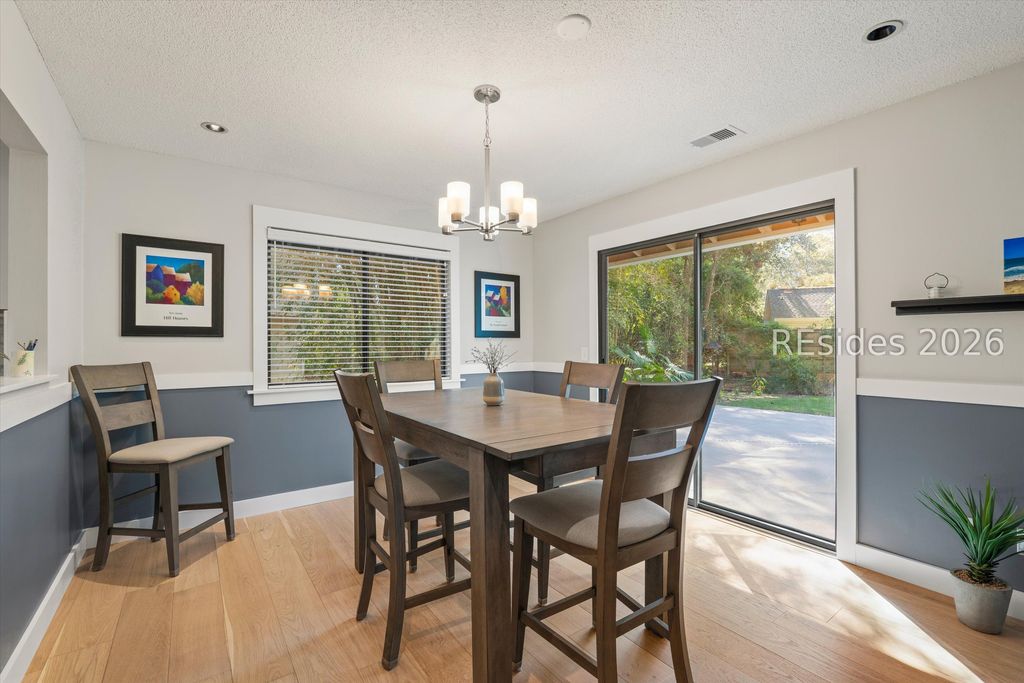 Image 7 of property listing at 50 Squiresgate Rd, Hilton Head Island, SC 29926