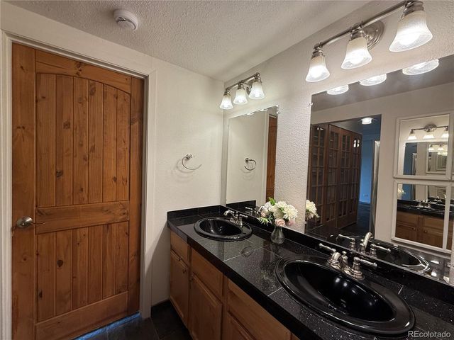 1888 S Jackson Street 603, Denver, CO 80210