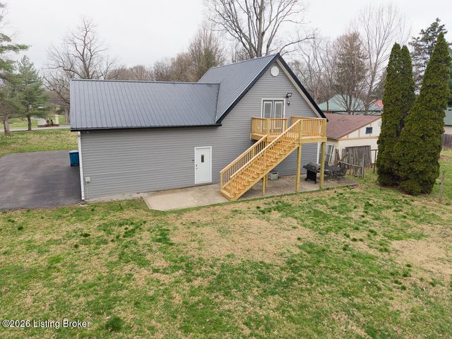 215 S Madison Ave, Louisville, KY 40243