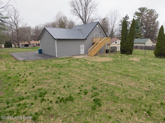 215 S Madison Ave, Louisville, KY 40243